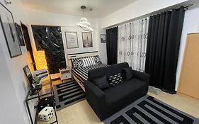 Econo Rooms Two Palm Tree Villa